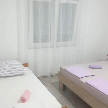 Dany * Kaštela